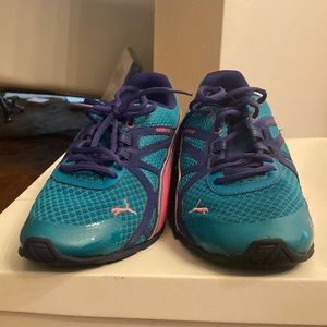 Multicolor Pumas Girls US 6